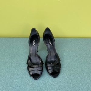 Aldo peep toe heels